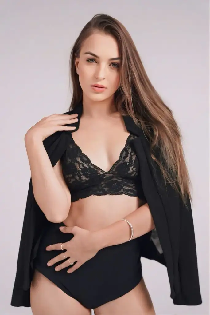 Cho thuê mẫu tây