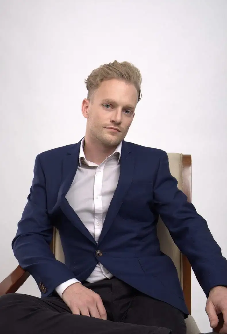 Cho thuê mẫu tây