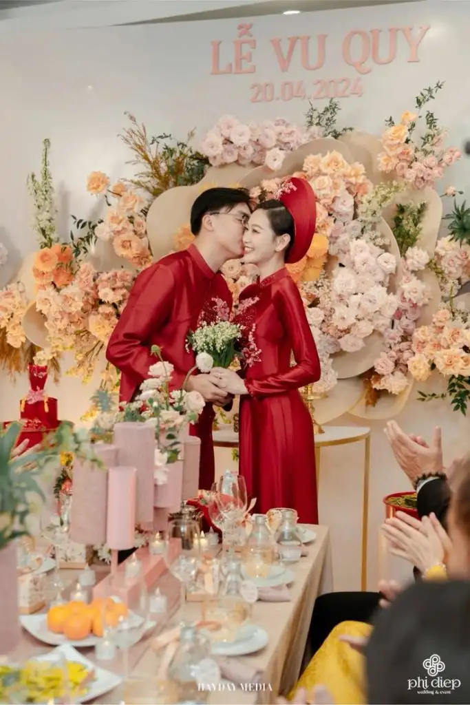 Tổ chức đám cưới giả